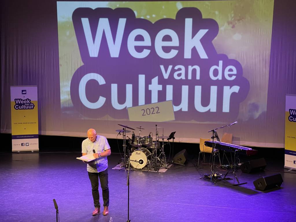 img-8331 img-8331 - custom.image_of_total_images