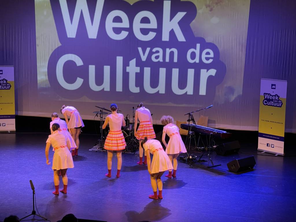 img-8333 img-8333 - custom.image_of_total_images